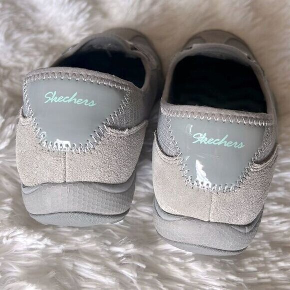 Sketchers Relaxed Fit Breathe Easy Allure Memory Foam Slip On Sneakers 9 - Picture 10 of 12